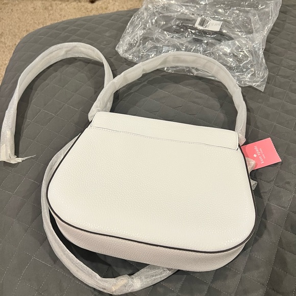 Brand New with Tags! Kate spade Leila Striped Canvas Shoulder Bag - Picture 2 of 5